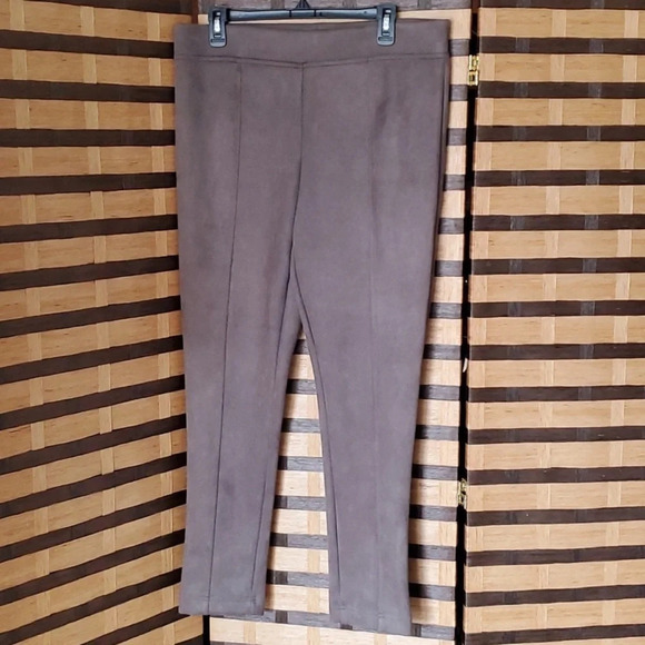 NWOT Andrew Marc | Super Soft Stretch Faux Suede Pull-On Pants (L) - Picture 4 of 11